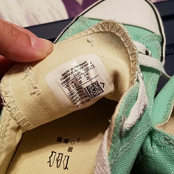 Converse - Picture 3 of 3